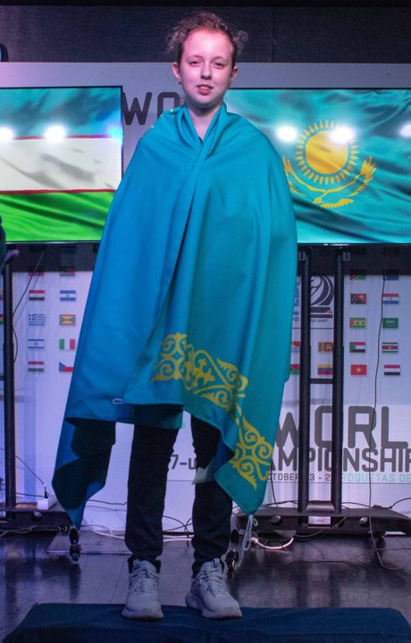 Medallist at the prize-giving ceremony of the FIDE World U7–U17 Championships 2026.