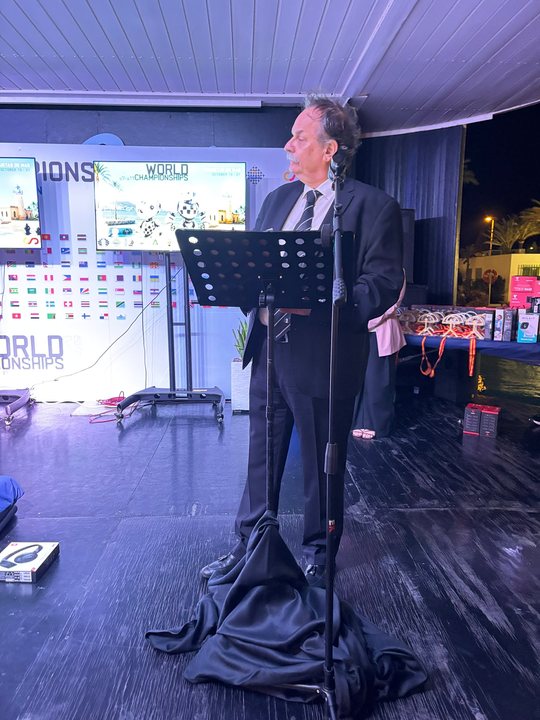 Main Arbiter IA Takis Nikolopoulos at the prize-giving.