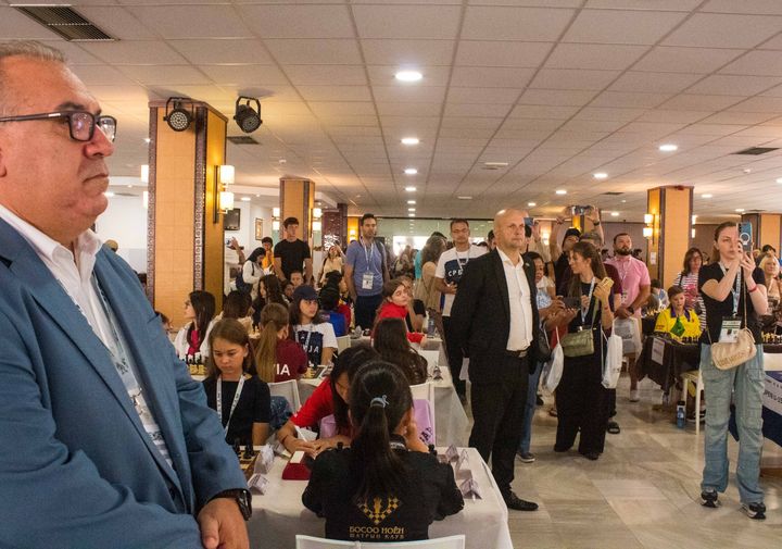 Day 1 (rounds 1–2) of the FIDE World U7–U17 Championships 2026 in Roquetas de Mar.