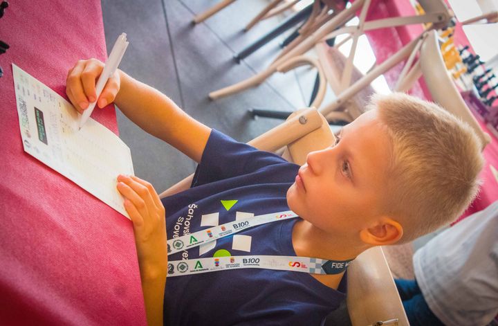 Day 1 (rounds 1–2) of the FIDE World U7–U17 Championships 2026 in Roquetas de Mar.
