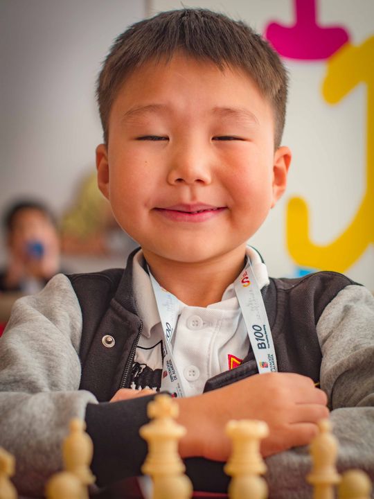 Day 1 (rounds 1–2) of the FIDE World U7–U17 Championships 2026 in Roquetas de Mar.