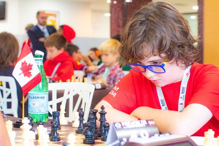 Day 1 (rounds 1–2) of the FIDE World U7–U17 Championships 2026 in Roquetas de Mar.