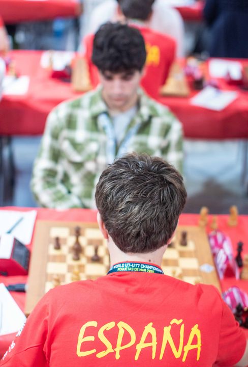 Day 2 (rounds 3–4) of the FIDE World U7–U17 Championships 2026 in Roquetas de Mar.