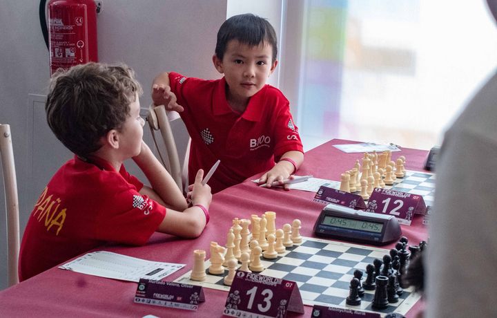 Day 2 (rounds 3–4) of the FIDE World U7–U17 Championships 2026 in Roquetas de Mar.