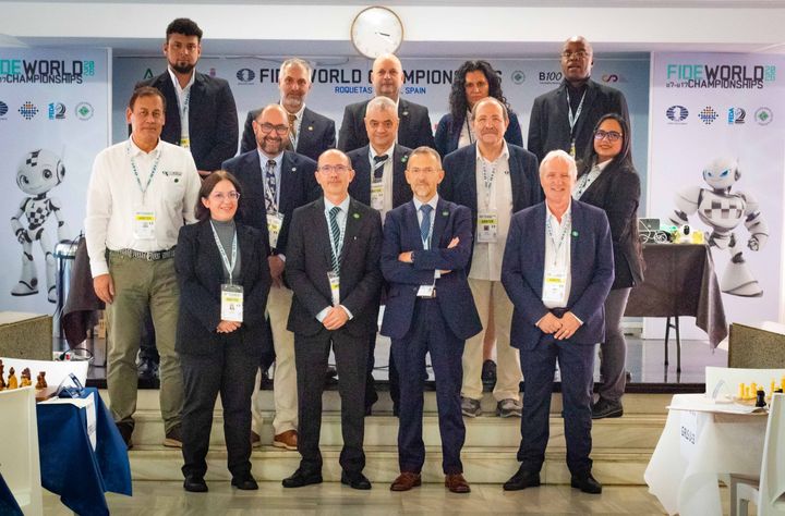 Jornada 3 (rondas 5–6) del Mundial FIDE Sub-7 a Sub-17 2026 en Roquetas de Mar.