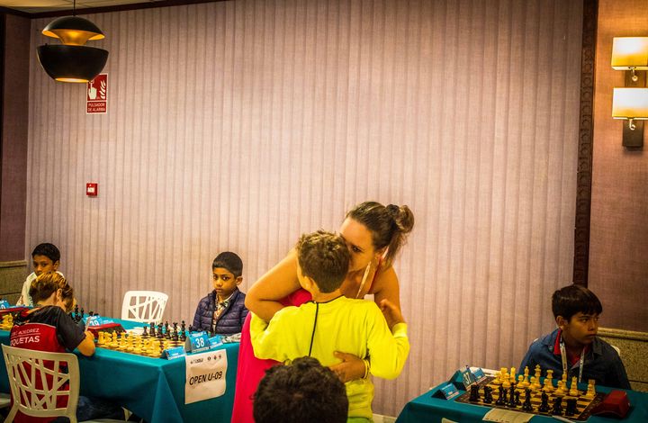 Day 4 (rounds 7–8) of the FIDE World U7–U17 Championships 2026 in Roquetas de Mar.