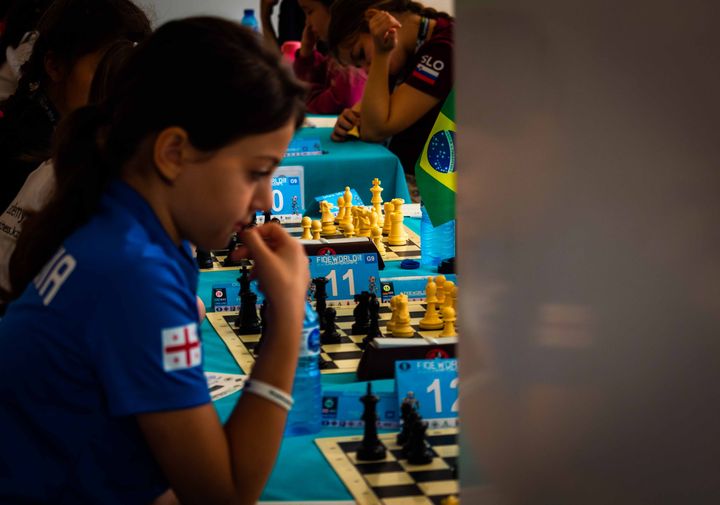 Day 4 (rounds 7–8) of the FIDE World U7–U17 Championships 2026 in Roquetas de Mar.