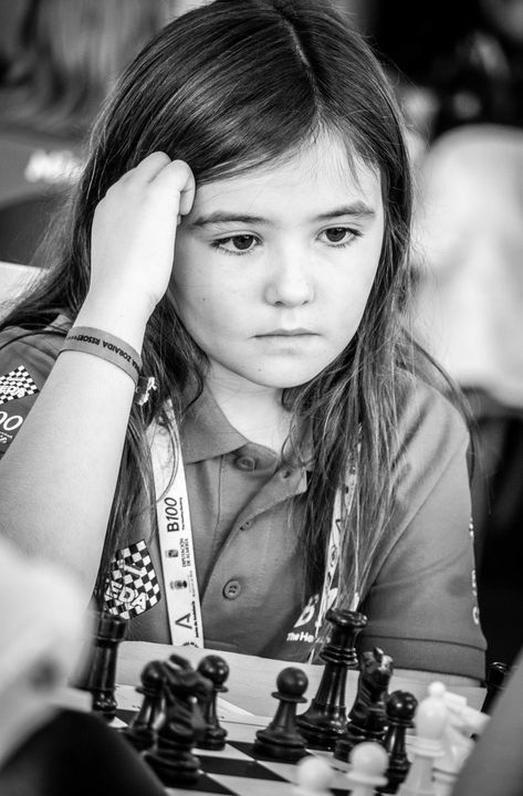 Day 4 (rounds 7–8) of the FIDE World U7–U17 Championships 2026 in Roquetas de Mar.