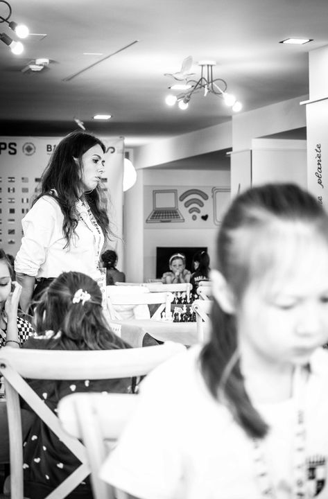 Day 4 (rounds 7–8) of the FIDE World U7–U17 Championships 2026 in Roquetas de Mar.