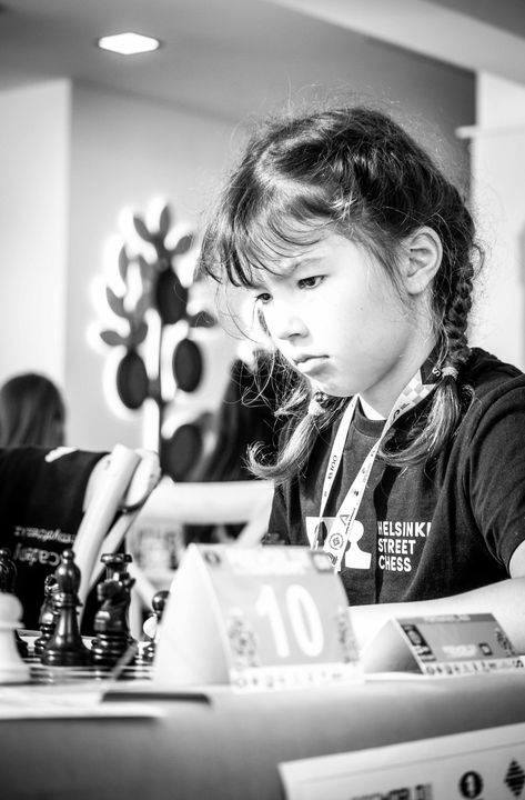 Day 4 (rounds 7–8) of the FIDE World U7–U17 Championships 2026 in Roquetas de Mar.