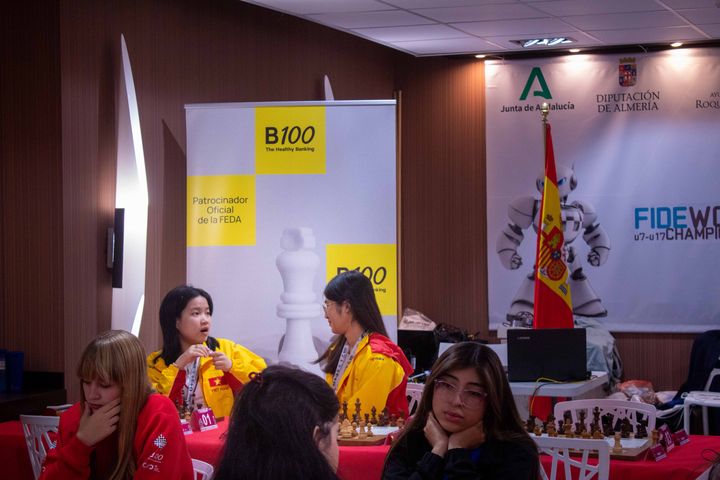 Jornada 5 (ronda 9) del Mundial FIDE Sub-7 a Sub-17 2026 en Roquetas de Mar.