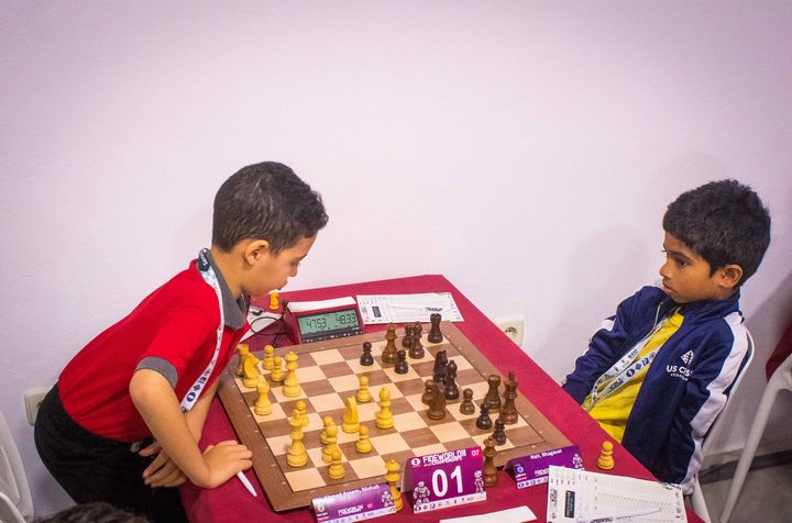 Jornada 5 (ronda 9) del Mundial FIDE Sub-7 a Sub-17 2026 en Roquetas de Mar.