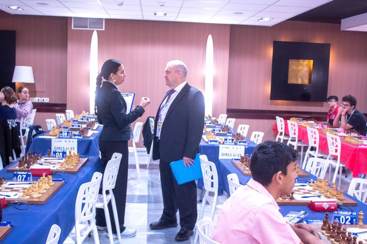 Day 6 (rounds 10–11) of the FIDE World U7–U17 Championships 2026 in Roquetas de Mar.