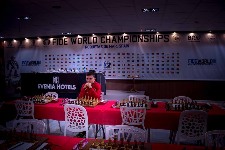 Day 6 (rounds 10–11) of the FIDE World U7–U17 Championships 2026 in Roquetas de Mar.