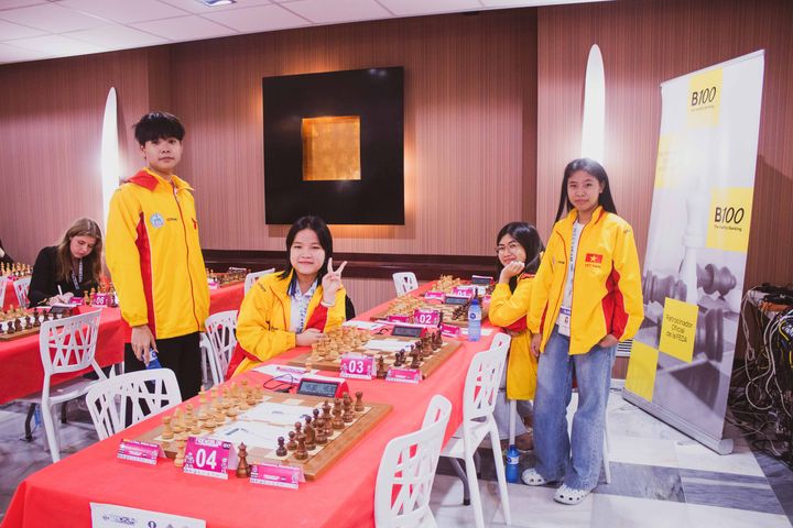 Day 6 (rounds 10–11) of the FIDE World U7–U17 Championships 2026 in Roquetas de Mar.
