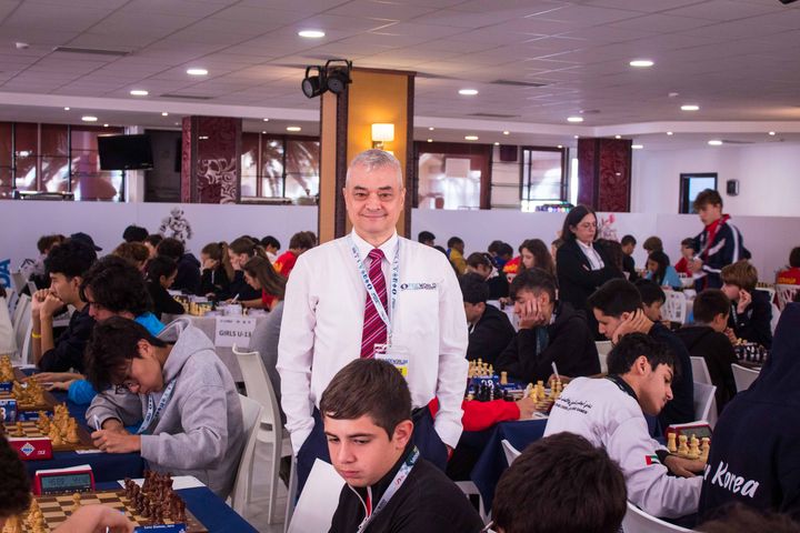 Day 6 (rounds 10–11) of the FIDE World U7–U17 Championships 2026 in Roquetas de Mar.
