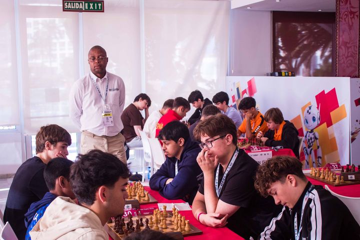 Day 6 (rounds 10–11) of the FIDE World U7–U17 Championships 2026 in Roquetas de Mar.